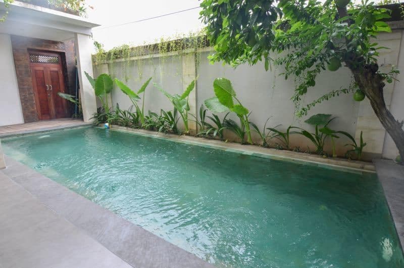 Apple Apartment Kerobokan Bali 2017 06
