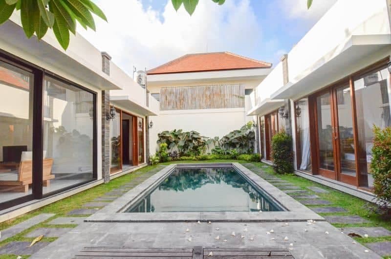 Villa Dewi Legian Bali 04